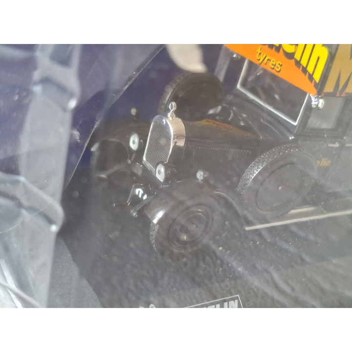 Morris Cowley Van Michelin Technical Dept 1:43 Scale Model