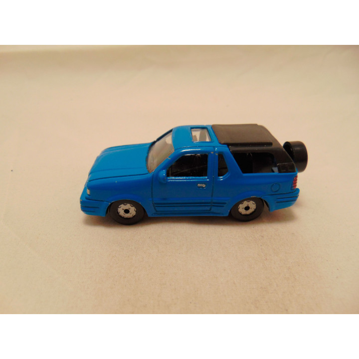 Opel Frontera Sport 1:55 blauw Opel Frontera Sport 1:55 blauw