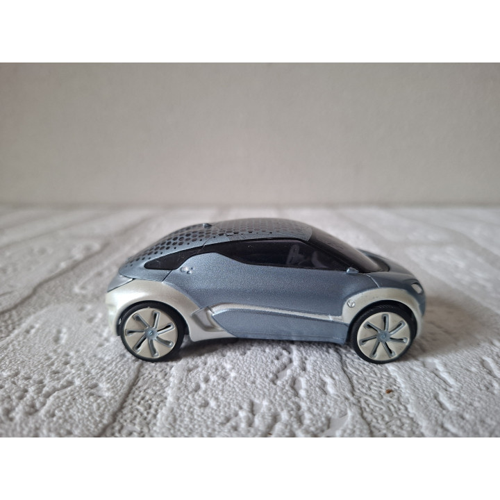 Keng Fai Toys Renault Zoe Zero Emission 2009 Model 1:43
