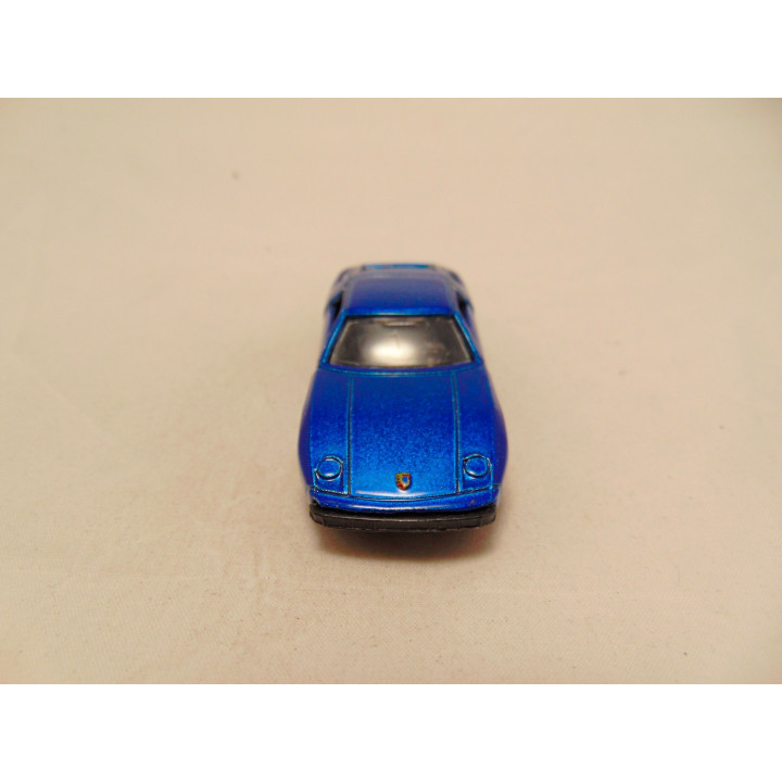 Porsche 928 1:64 Welly 110 blauw