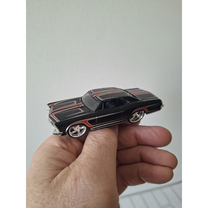 Hot Wheels Custom Classics 1965 Buick Riviera Zwart (1:50)