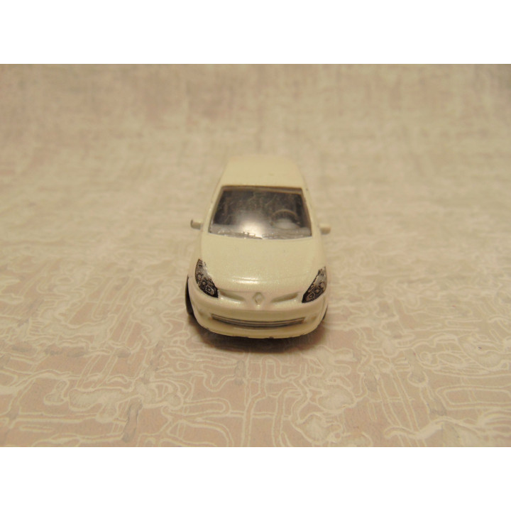 Renault Clio B85 1:57 221E Majorette wit