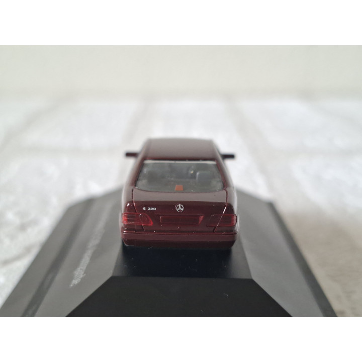 Herpa Mercedes-Benz E 320 Avantgarde 1:87 B66005624 Kopen