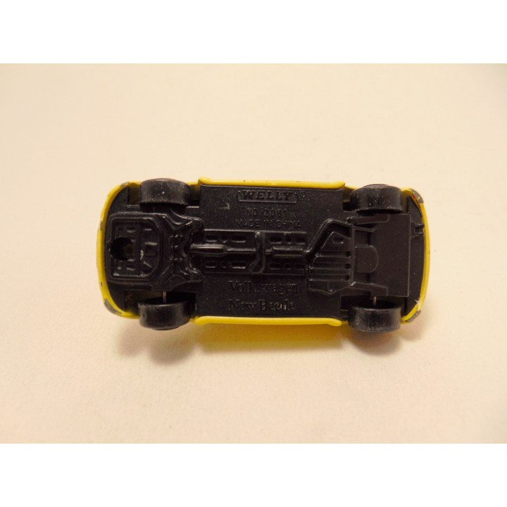 Volkswagen kever New beetle 1:64 Welly geel