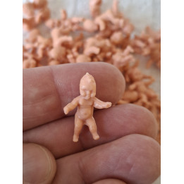 Dollhouse rubber baby figure in white - 1:24 scale