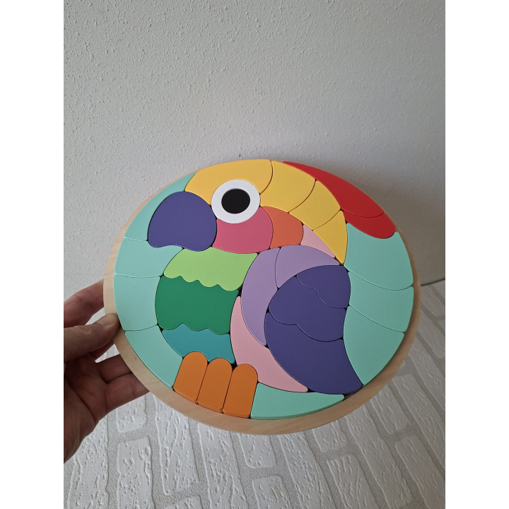 Parrot Round Wooden Jigsaw Puzzle 29.5 cm 32 Pieces