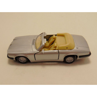 Jaguar XJS cabrio v12 1:40 Edocar zilverkleurig