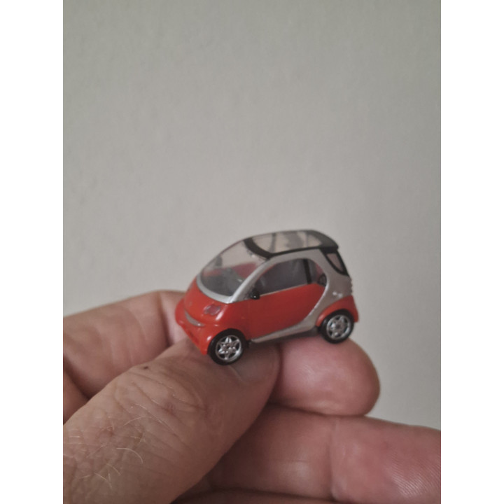 Smart Fortwo Coupe scale model 1:72 kids surprise set