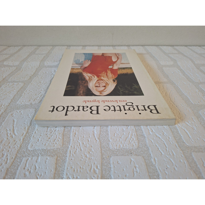 Fotoboek Brigitte Bardot: Een levende legende (1984) - Zonder poster