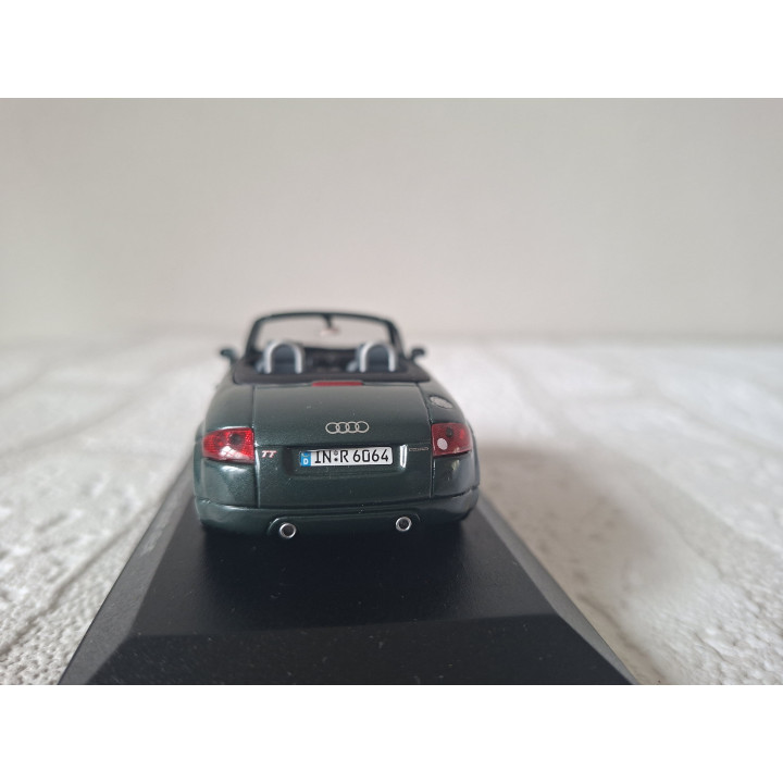 Audi TT Roadster 1:43 Minichamps 830003 Diecast Model