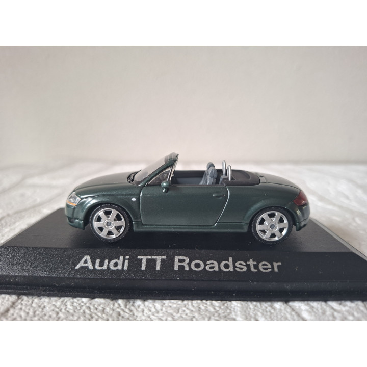 Audi TT Roadster 1:43 Minichamps 830003 Diecast Model