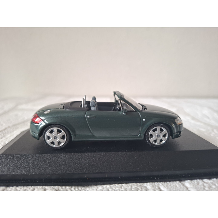 Audi TT Roadster 1:43 Minichamps 830003 Miniatuurmodel