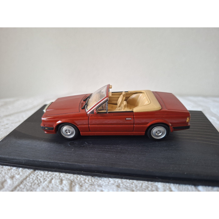 Maserati Biturbo Spyder 1985 1:43 Grani & Partners met Vitrine