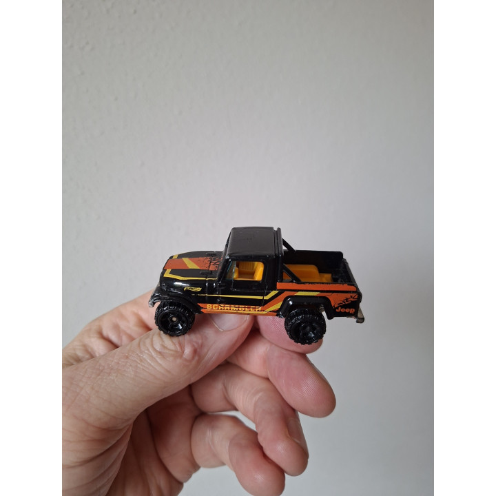 Jeep Scrambler CJ8 Hot Wheels 2014-138