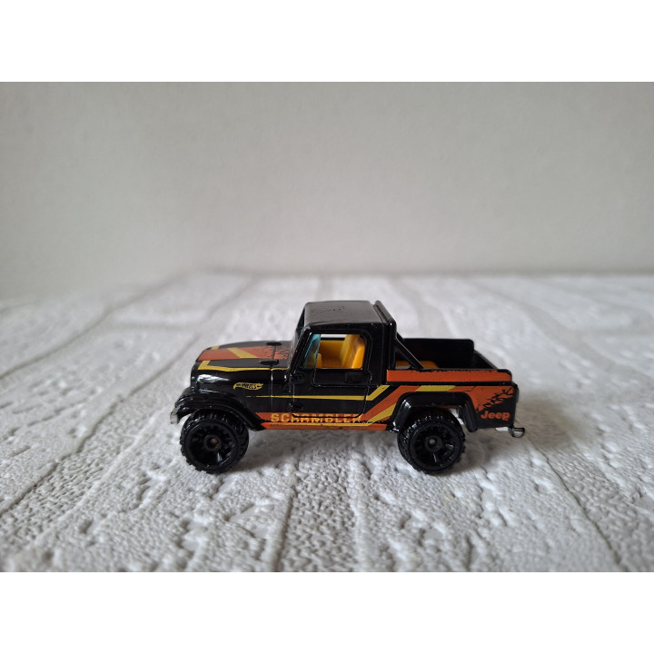 Hot Wheels Jeep Scrambler CJ8 2014-138 Die-Cast