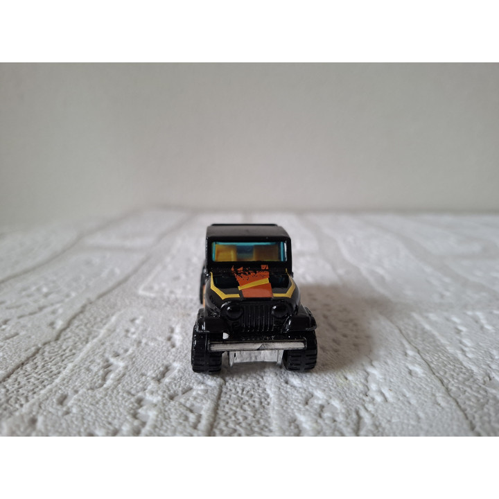 Hot Wheels Jeep Scrambler CJ8 2014-138 Die-Cast