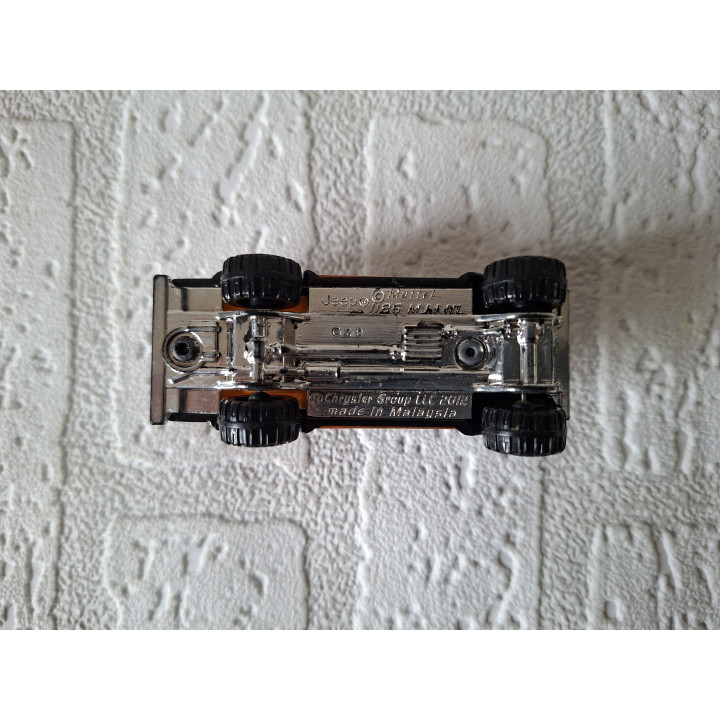 Hot Wheels Jeep Scrambler CJ8 2014-138 Die-Cast