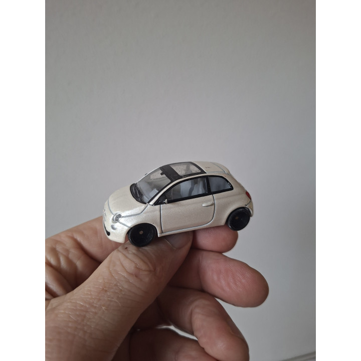 Fiat 500 met sunroof 1:43 Norev