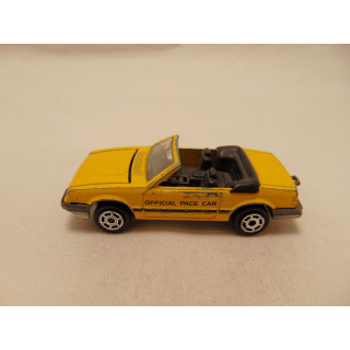 Ford Mustang LX Cabrio Official pace car Majorette geel