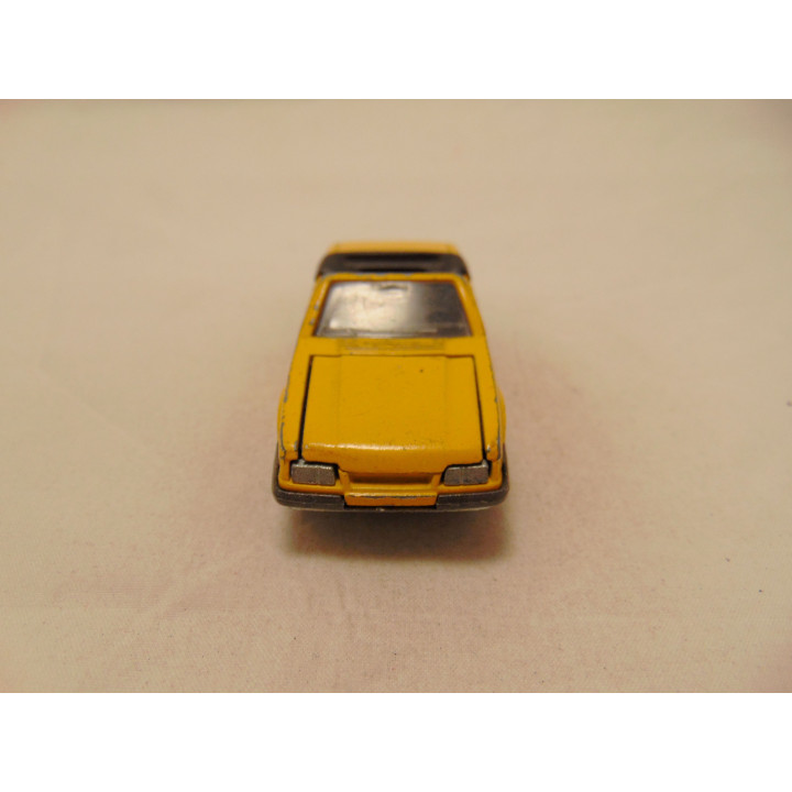 Ford Mustang LX Cabrio Official pace car Majorette geel