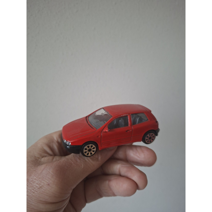 Bburago 4145 Fiat Bravo 1:43 Red Die-cast Model Car