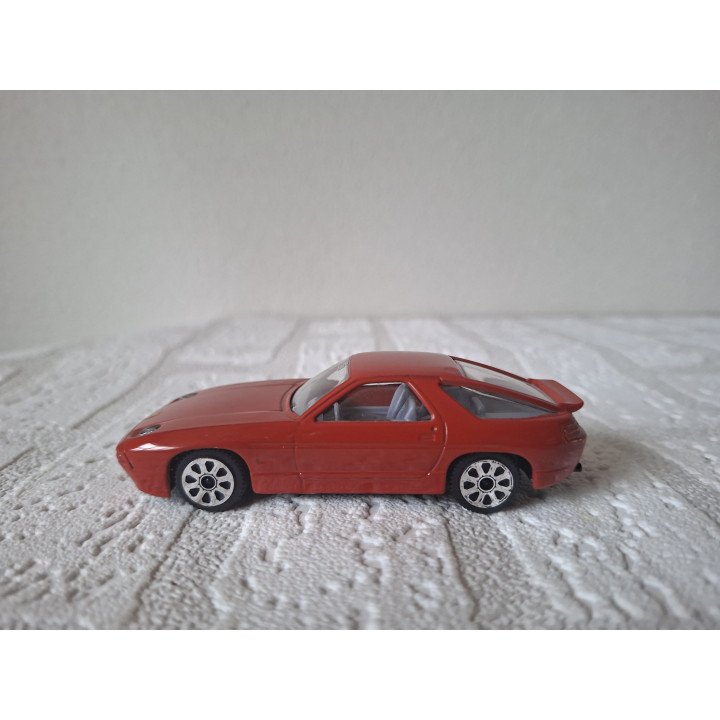 Bburago 4191 Porsche 928 S4 1:43 Miniatuurauto