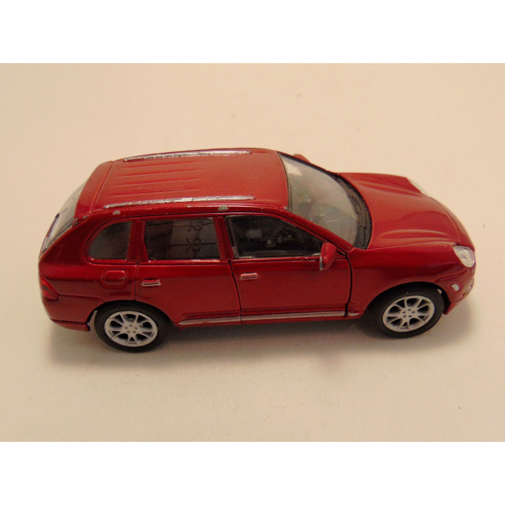 Porsche Cayenne Turbo 1:36 Welly roodbruin