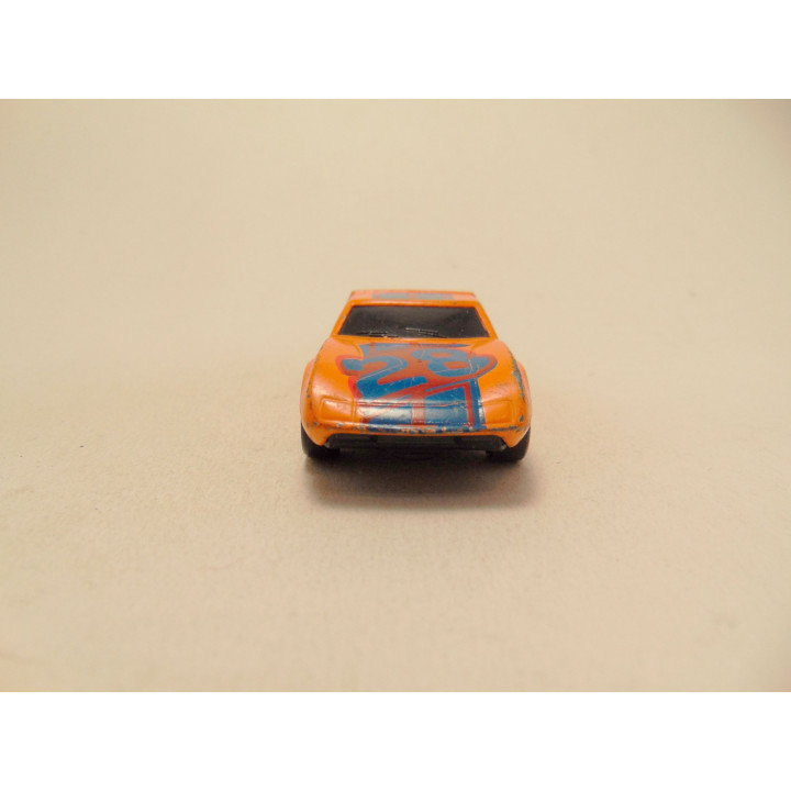 Monteverdi 28 Matchbox 1:64 oranje