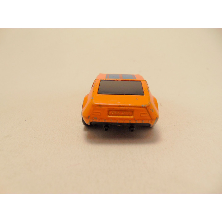 Monteverdi 28 Matchbox 1:64 oranje