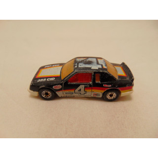 Buick Le sabre 355 CID Stockcar 1:65 Matchbox MB185 zwart