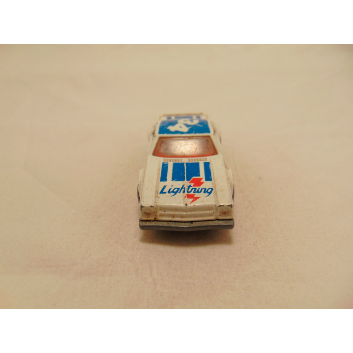 Chevrolet Monte Carlo 1980 stockcar race Lightning Matchbox wit
