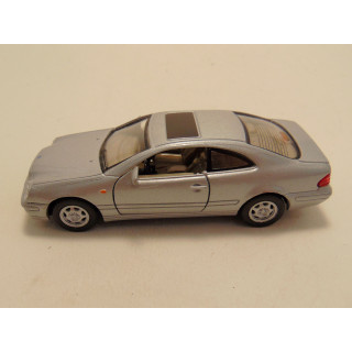 Mercedes CLK 320 Coupe 1:43 Cararama zilverkleurig
