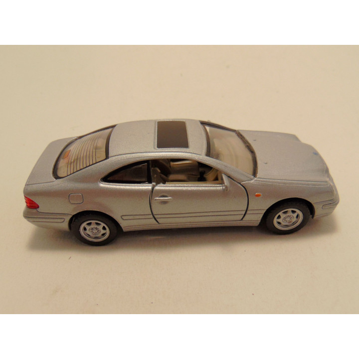 Mercedes CLK 320 Coupe 1:43 Cararama zilverkleurig
