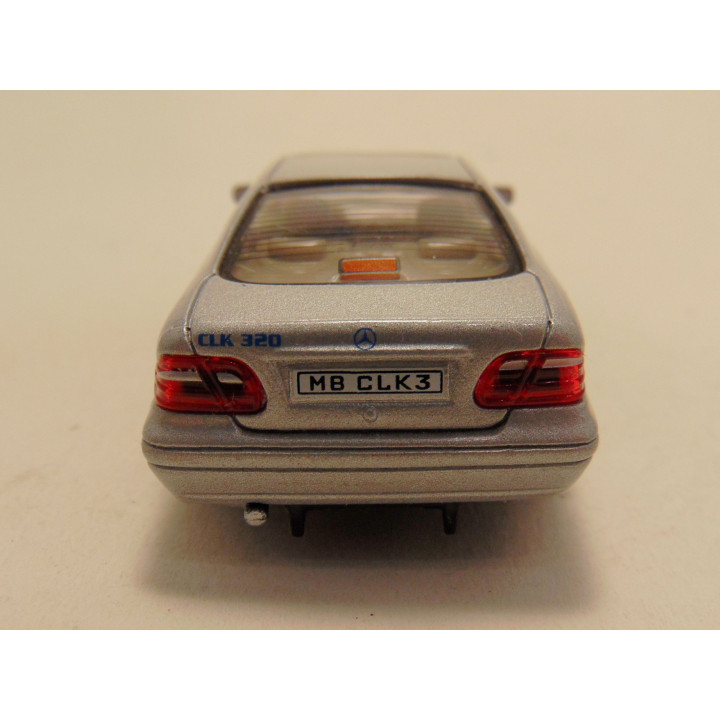 Mercedes CLK 320 Coupe 1:43 Cararama zilverkleurig