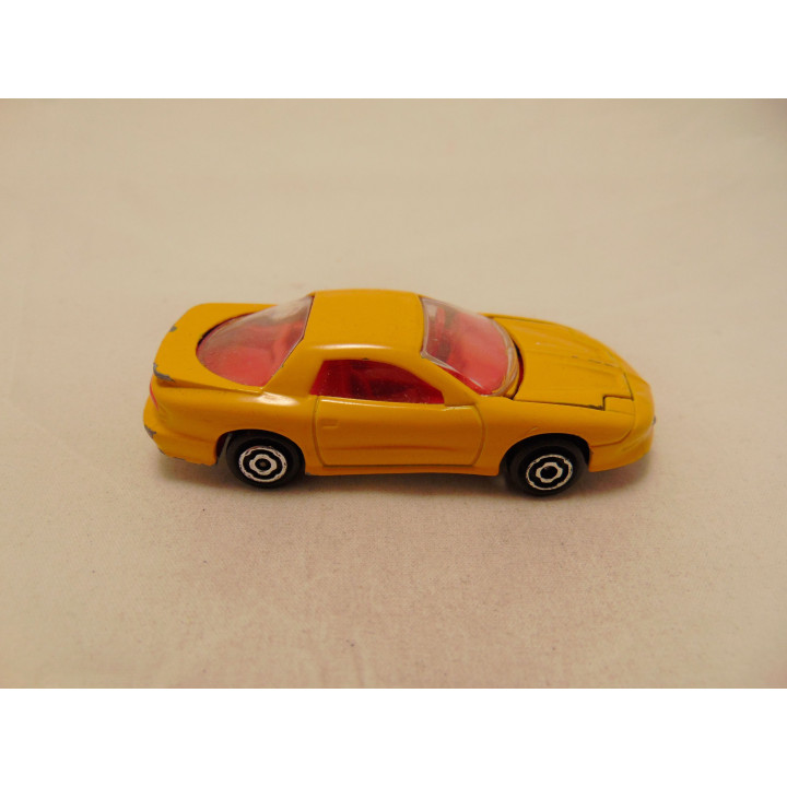 Pontiac Firebird 1994 Majorette 1:63 geel
