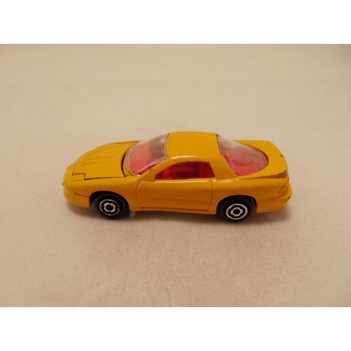 Pontiac Firebird 1994 Majorette 1:63 geel