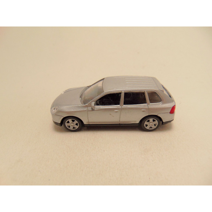 Porsche Cayenne 2002 1:64 Edocar zilverkleurig