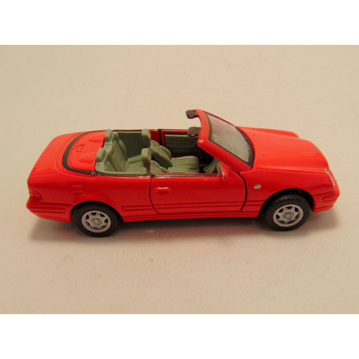Mercedes CLK 320 cabrio 1:43 Cararama rood