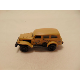 Dodge WC 53 Jungle crawler 1:61 Matchbox MB783 lichtbruin