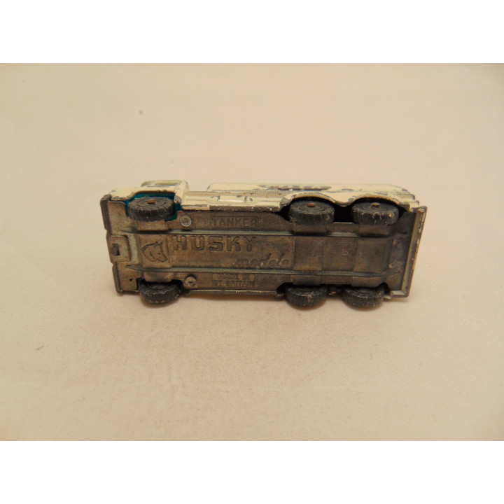 Guy motors Warrior tankwagen Melkwagen 1:64 Husky models wit