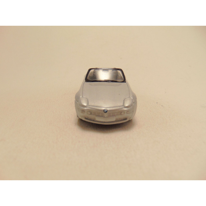 Bmw Z8 cabrio 1:64 Maisto zilverkleurig