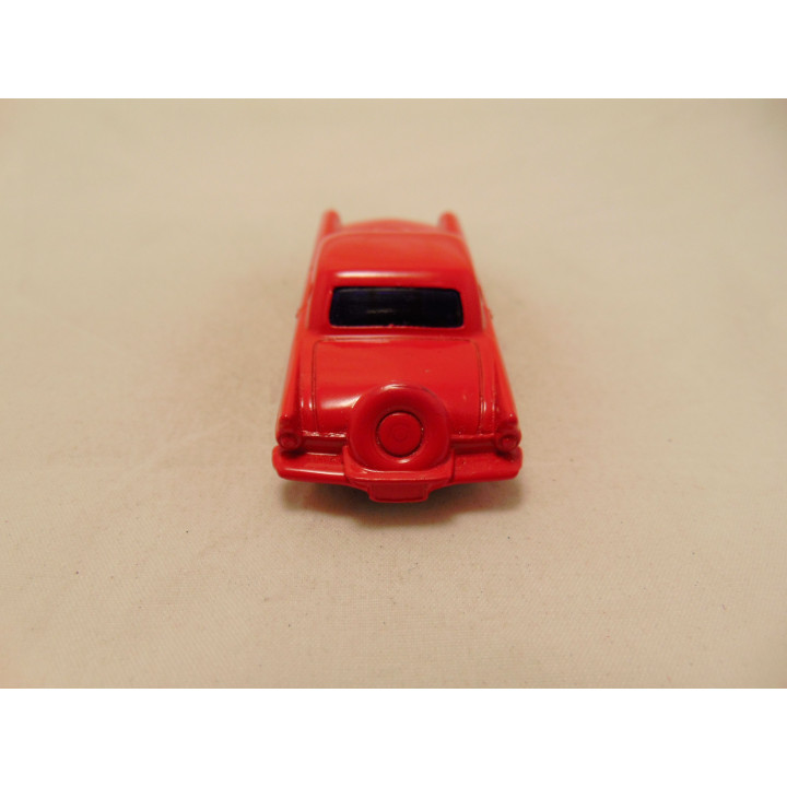 Ford Thunderbird 1956 1:64 Maisto rood