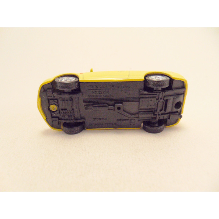 Honda Integra R 1:64 Welly geel