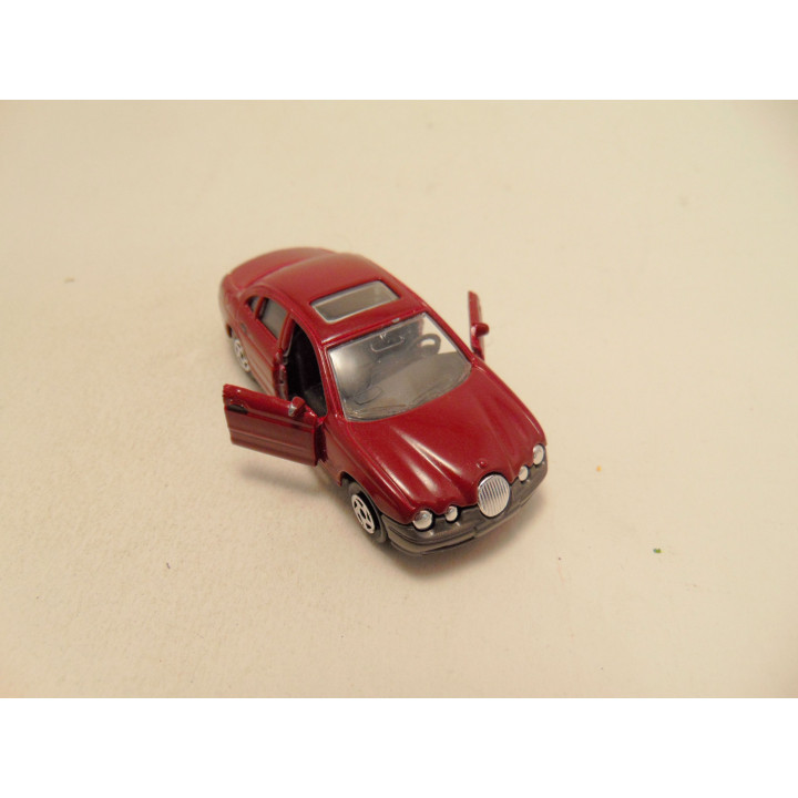 Jaguar Type S Majorette 1:63 roodbruin