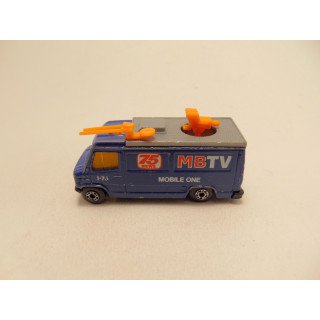 Mercedes 207D straalwagen MBTV Matchbox 1:73 blauw