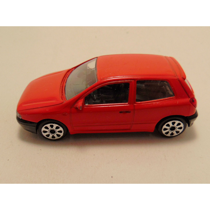 Fiat Bravo 1:43 Bburago rood