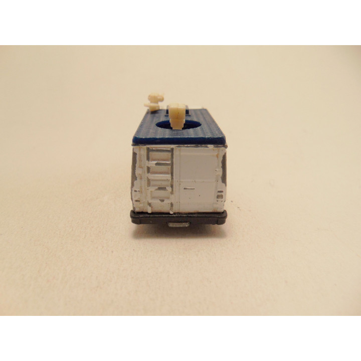 Mercedes 207D straalwagen SKY Matchbox 1:73 wit