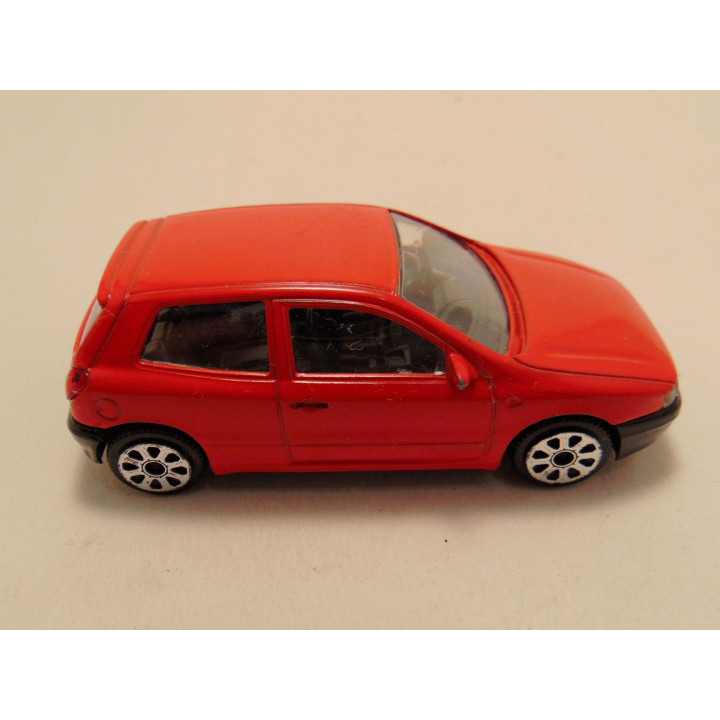 Fiat Bravo 1:43 Bburago rood