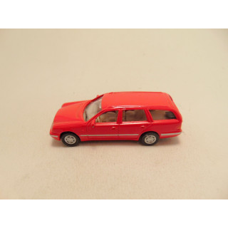 Mercedes 300T 1:64 Cararama rood