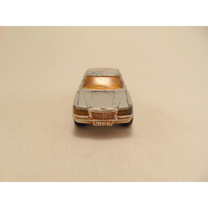 Mercedes 450SE Majorette 1:60 zilverkleurig